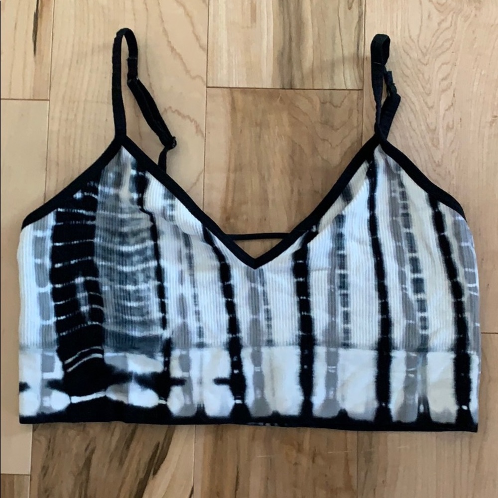 Sports bra